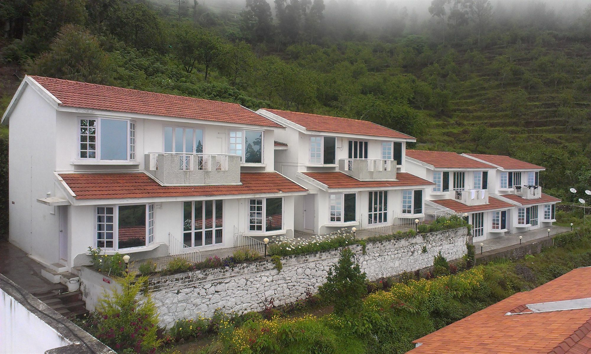 Country Club Valley Vista Kodaikanal Exterior photo